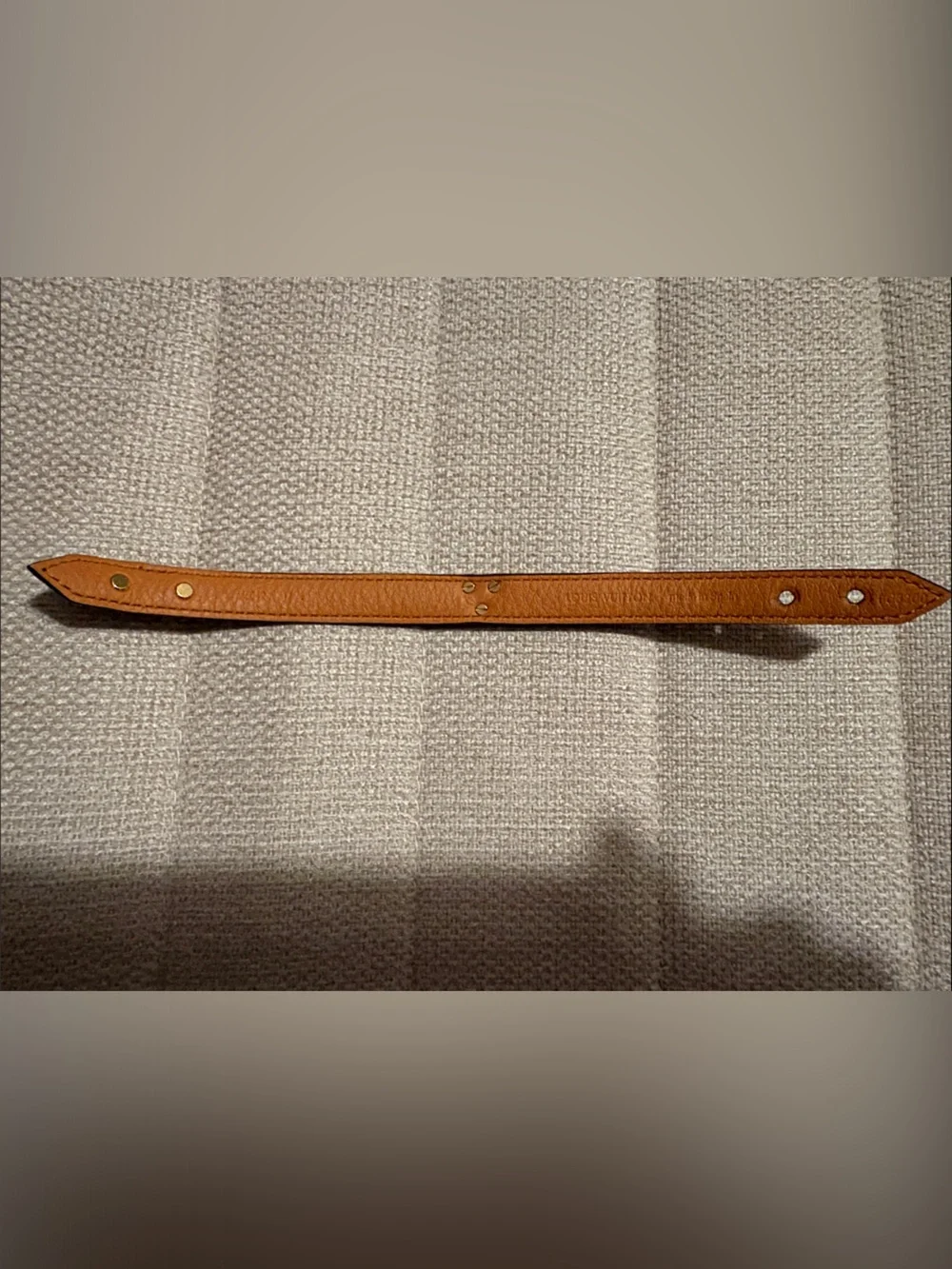 Louis Vuitton Essential V bracelet